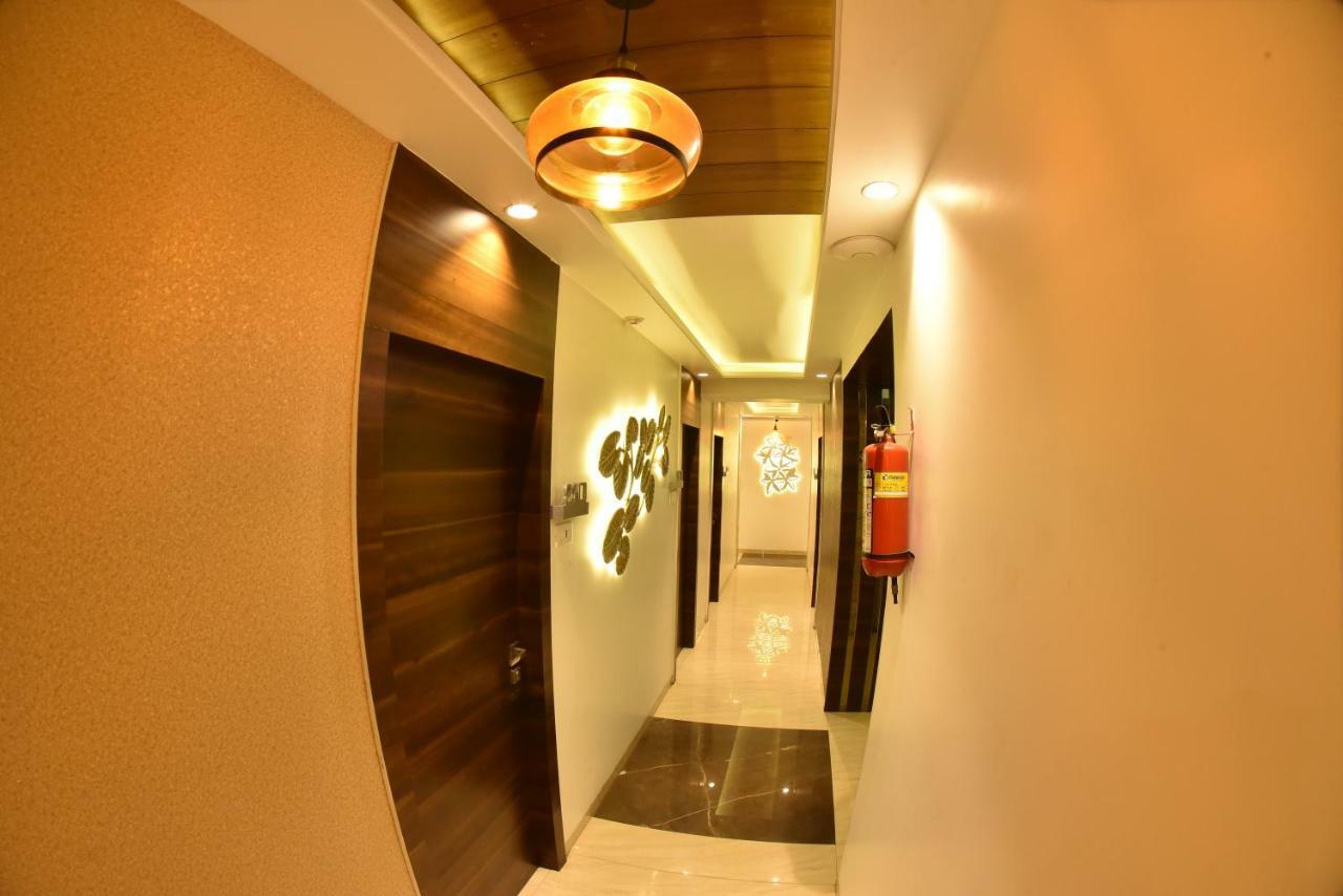 Hotel Manama Mumbai Eksteriør bilde