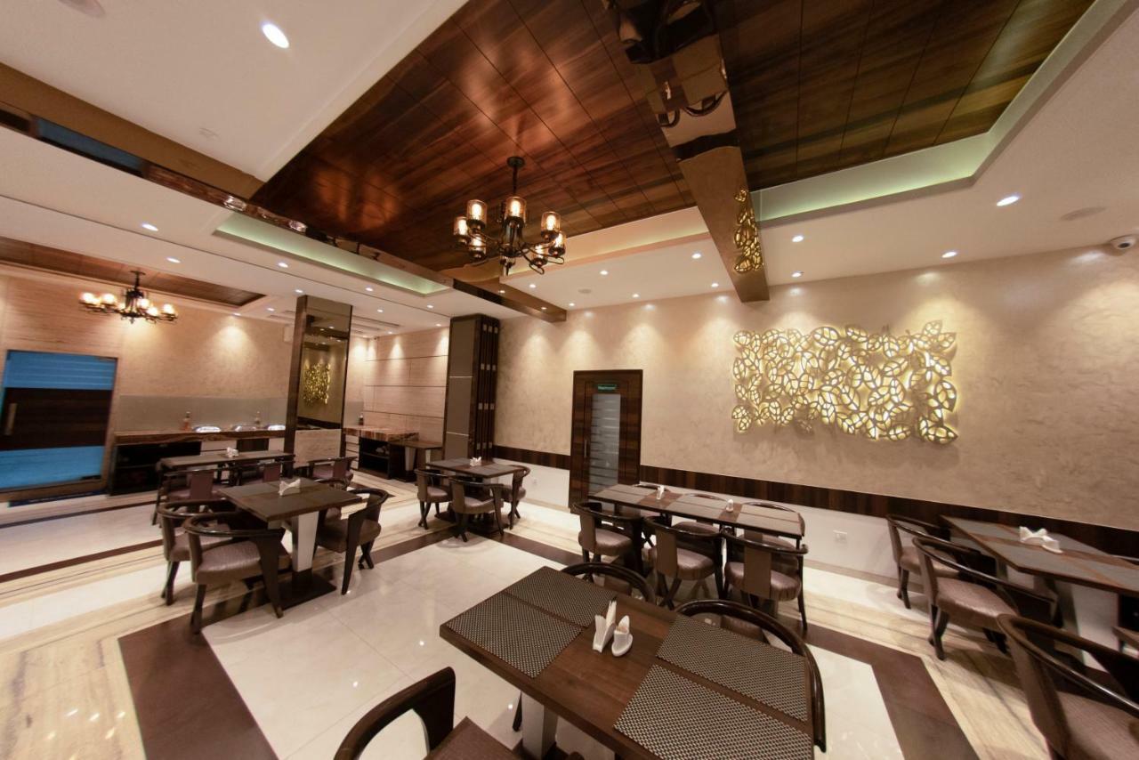 Hotel Manama Mumbai Eksteriør bilde
