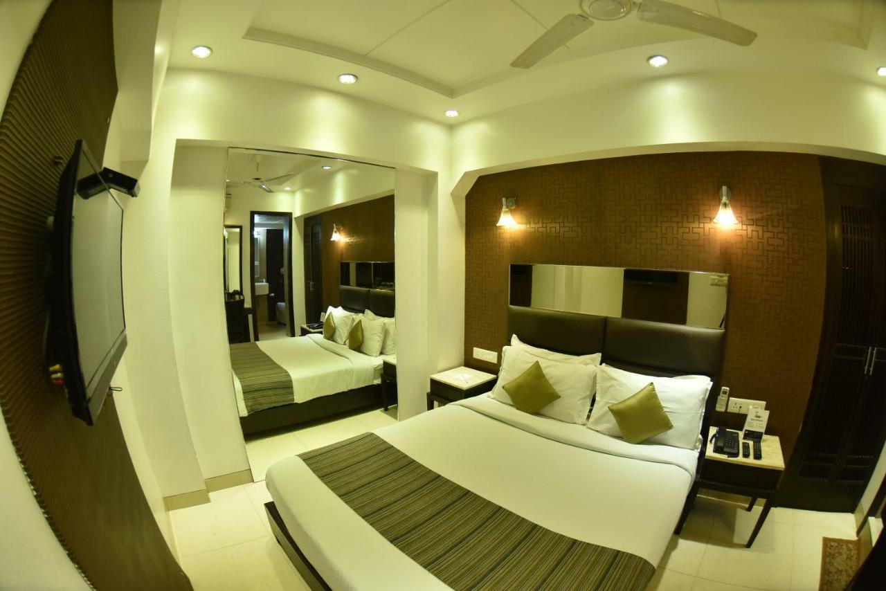 Hotel Manama Mumbai Eksteriør bilde